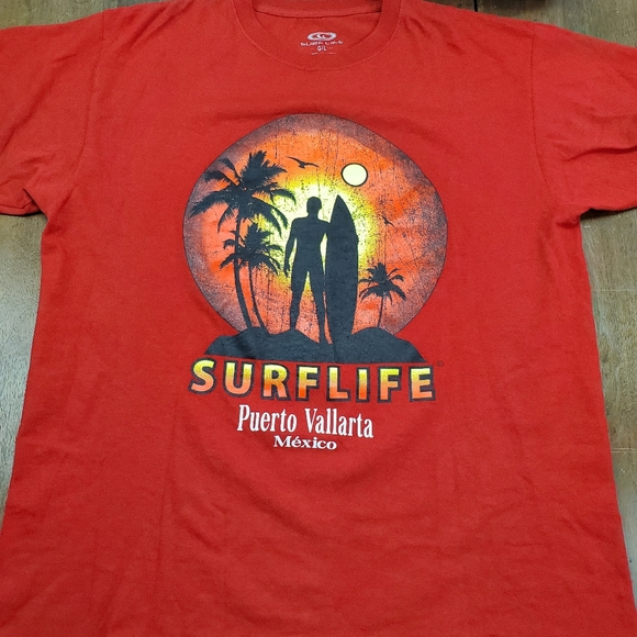Surf Life Puerto Vallarta Mexico Men's Large T- Shirt Red Surfing - Picture 1 of 9